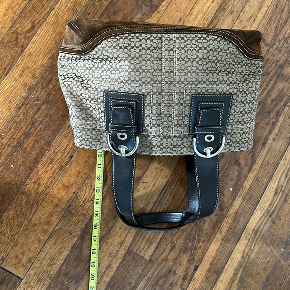 Coach Signature Large Satchel - Picture 13 of 13